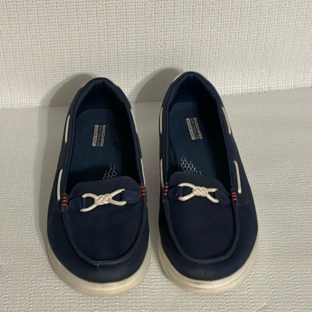 Skechers, Air Cooled, textile upper loafers Size 11
